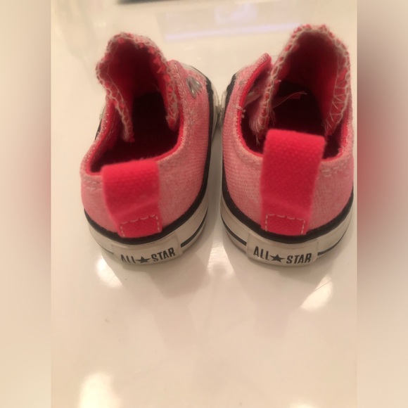 Converse toddler slip on shoes - Picture 6 of 7